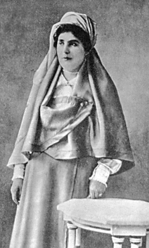 Şair Nigar Hanım ve şiirleri