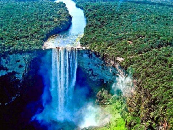 Ülke ülke devasa şelaleler