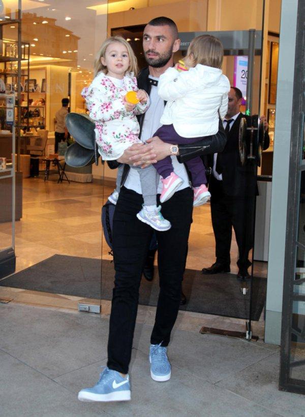 Kızları Burak Yılmaz'ı yordu