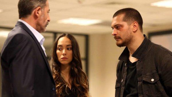 Çağatay Ulusoy eski aşkına döndü