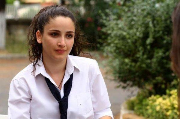 Gökçe Akyıldız oğluyla fotoğraf paylaştı