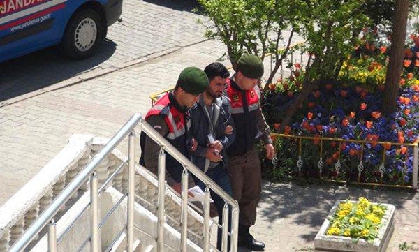 FETÖ'den aranan çift, yol kontrolünde yakalandı