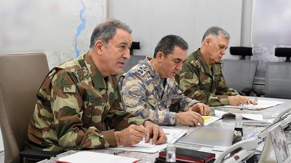 TSK'de yeni dönem: Kamuflajlar değişiyor