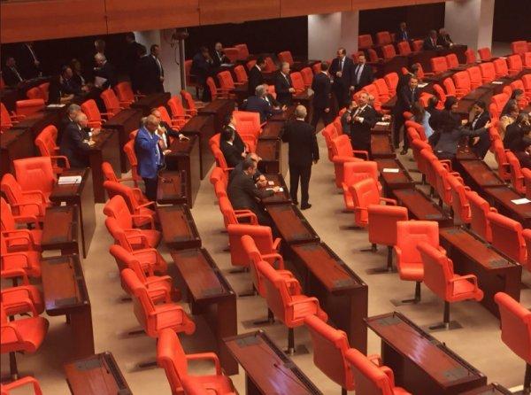 İYİ Parti'nin ikame vekilleri yerini yadırgadı