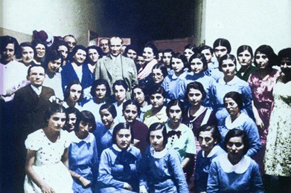 Atatürk'ün çocuklar için söylediği sözler