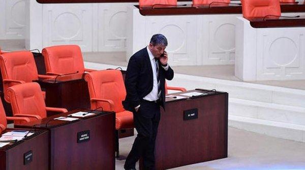 İYİ Parti'nin ikame vekilleri yerini yadırgadı