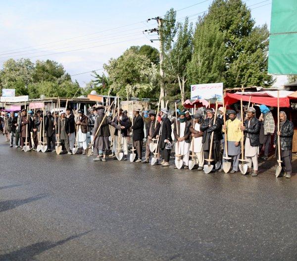 Afganistan'dan Türkiye'ye kaçak göçün nedeni