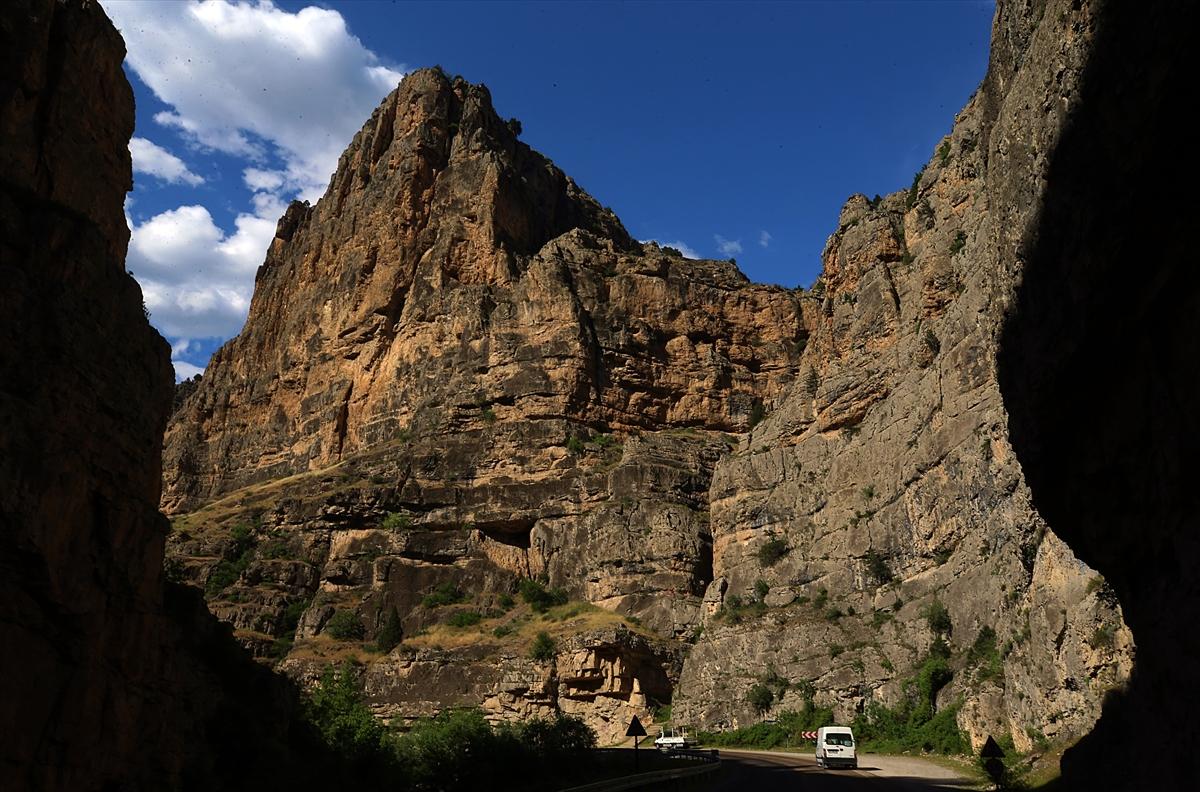 Cehennem Deresi Kanyonu'nda büyüleyen yolculuk