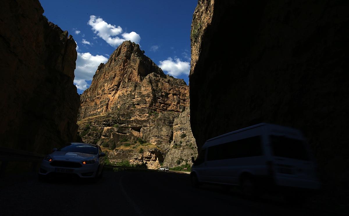 Cehennem Deresi Kanyonu'nda büyüleyen yolculuk