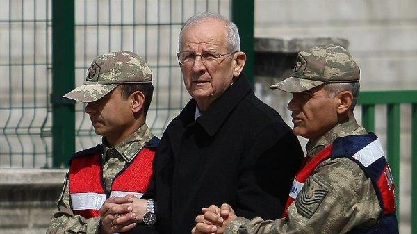 Eski 2. Ordu Komutanı Huduti'ye 15 yıl hapis