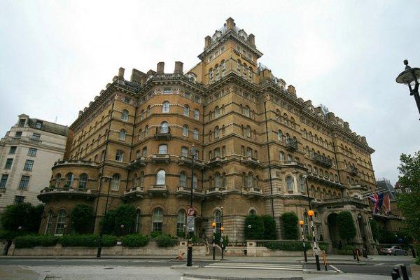 Lanetli olduğu için popüler olan 5 otel