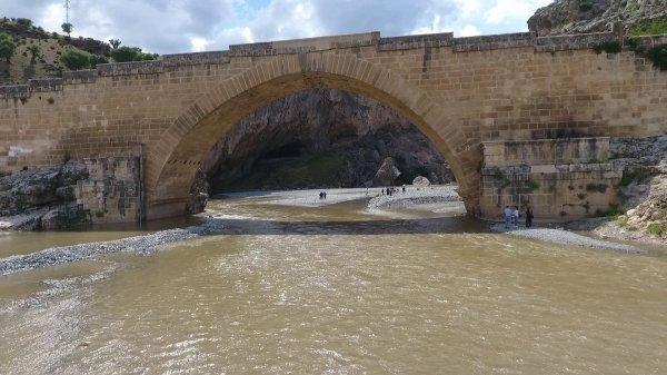 Cendere Köprüsü 1800 yıldır ayakta