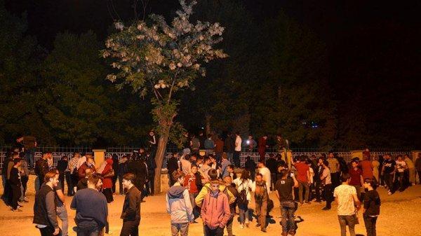 Mezarlıkta ağlayan kızın sırrı çözüldü