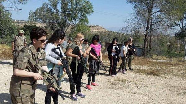 Rum kesimi Türkiye korkusundan silahlandı