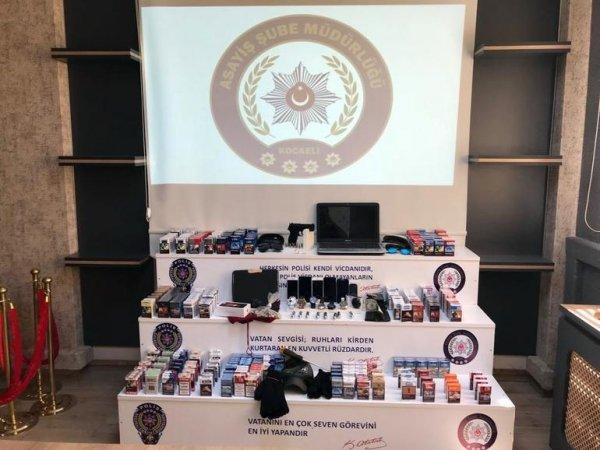 Hırsızlar rezidansta alem yaparken yakalandı