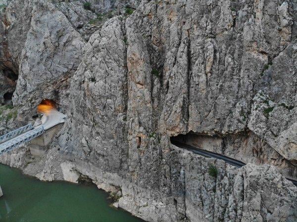 Erzincan'daki 'Taş Yolu' adrenalin tutkunlarını bekliyor