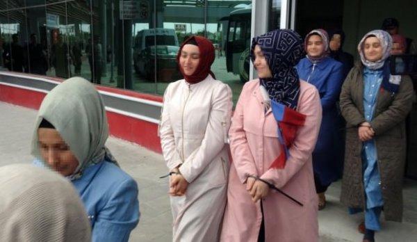 Afyonkarahisar'da 34 FETÖ'cü adliyeye sevk edildi