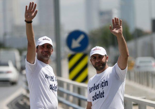 İşten çıkarılan işçilerin CHP Genel Merkezi'ne adalet yürüyüşü