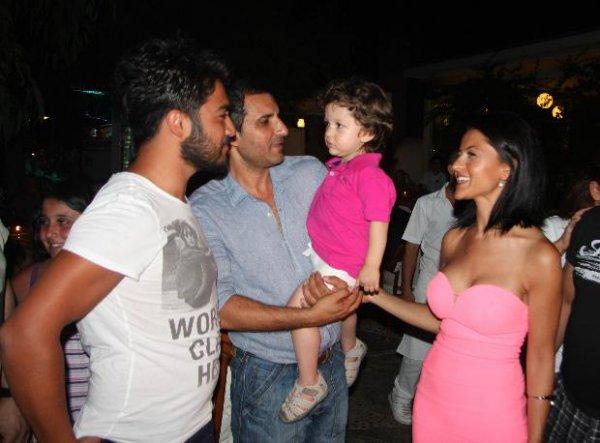 Rafet El Roman eski aşkına döndü