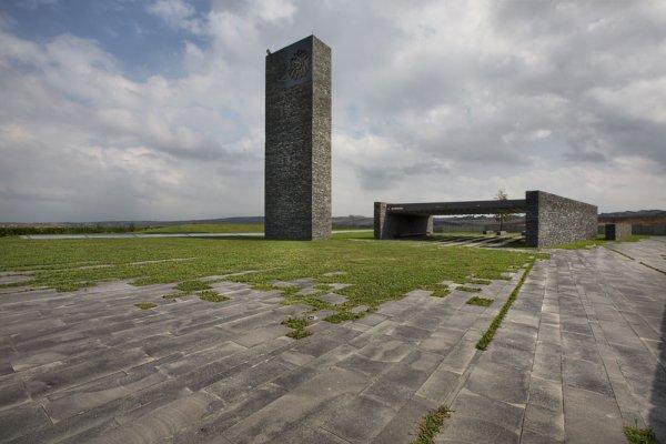 Huzur ve tevazunun merkezi: Sancaklar Camii