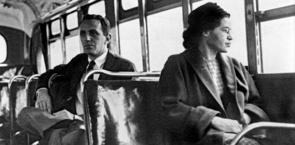 Siyahilerin kaderini değiştiren kadın: Rosa Parks