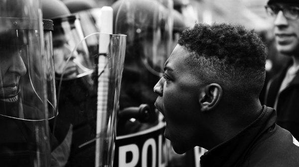 Siyahilerin kaderini değiştiren kadın: Rosa Parks