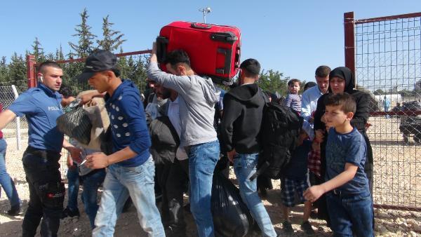 10 bin Suriyeli bayram için ülkesine döndü