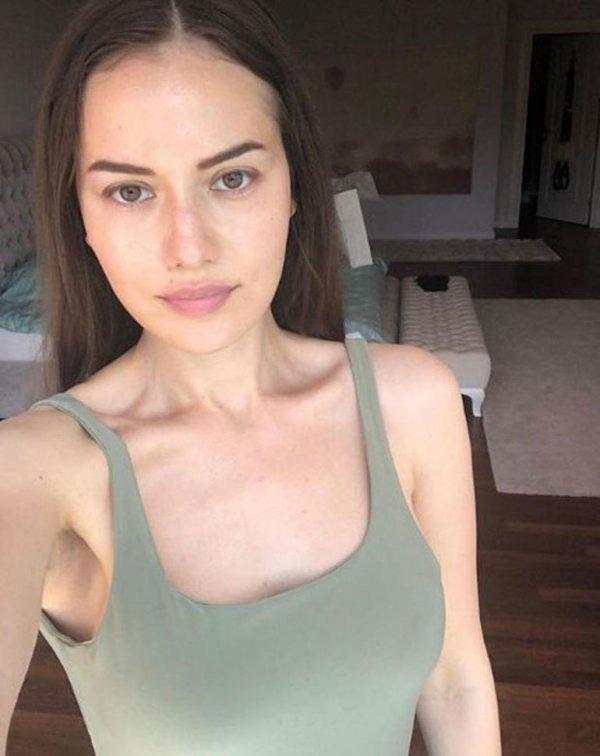 Fahriye Evcen'den estetik açıklaması
