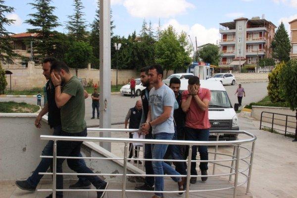 Karaman'da FETÖ'den 4 muvazzaf asker tutuklandı