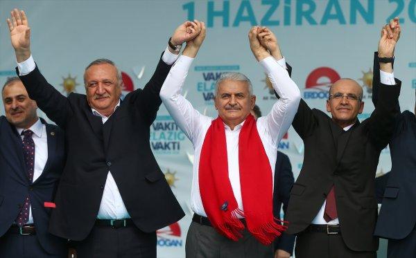 Mehmet Ağar AK Parti mitinginde