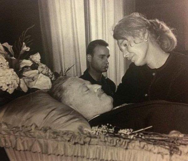 Nazım Hikmet Ran kimdir