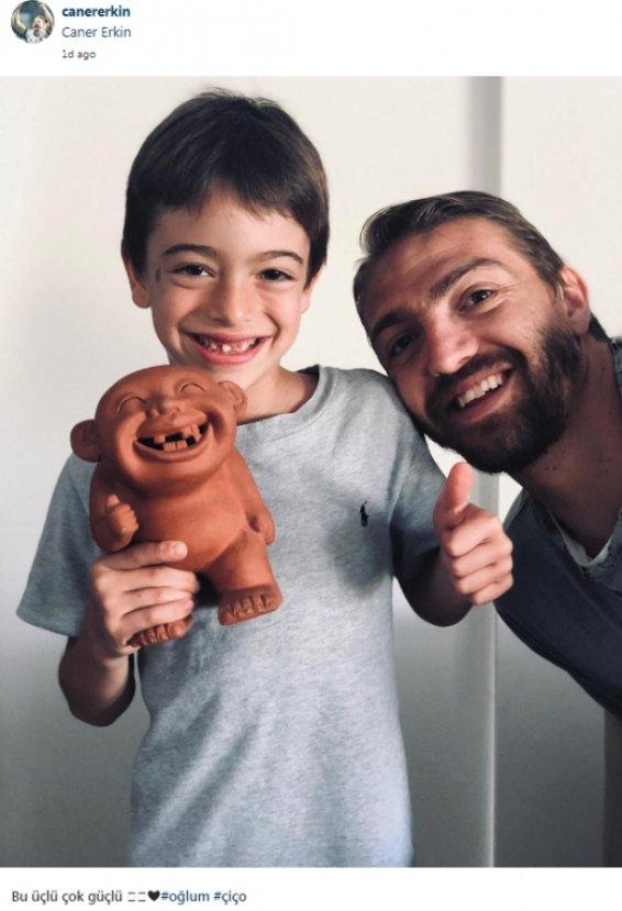 Caner Erkin oğlu Çınar'la poz verdi