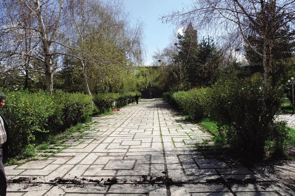 Yakutiye Kent Meydanı adeta Kuş Cenneti