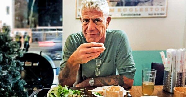 Anthony Bourdain kimdir