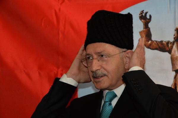 Kılıçdaroğlu kalpak taktı