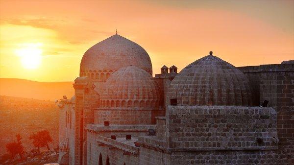 Mardin'de gün batımı manzarası