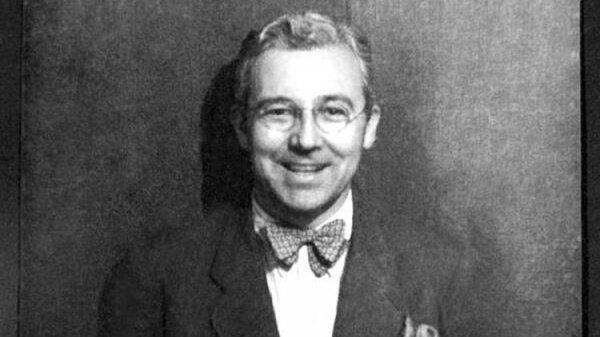 Yazarlar ve devlet adamlarının müstear isimlerinin romanı: Gölgeler