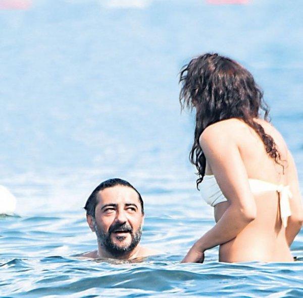 Celil Nalçakan ve Ceren Kahyaoğlu Bodrum'da