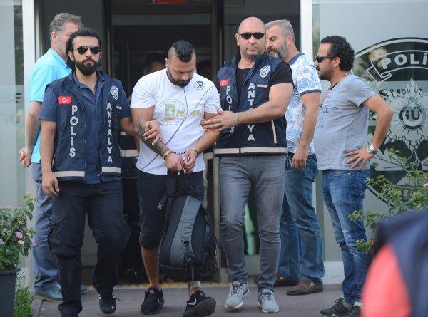 Antalya'dan Almanya'ya uzanan çete çökertildi