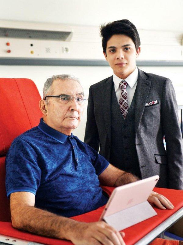 Baykal CHP'nin en genç adayıyla bir araya geldi