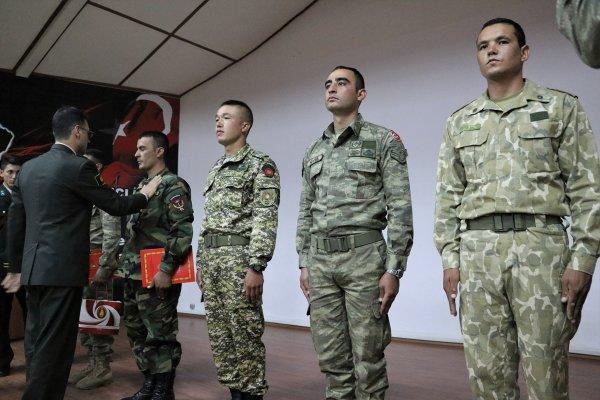 Isparta'da komandolar bröve taktı