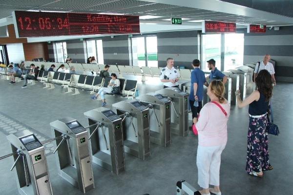 Yeni Karaköy İskelesi'nde seferler başladı