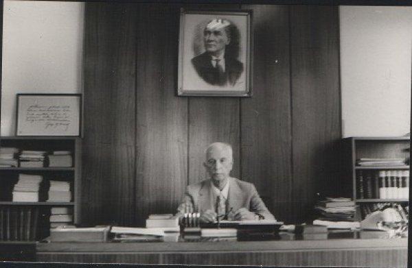 Ömer Asım Aksoy Ödülü için başvurular başladı