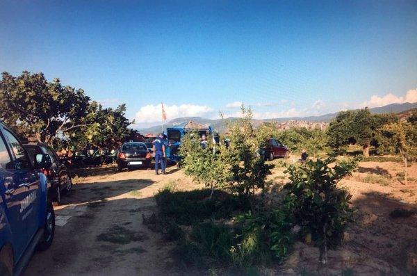 Annesine küfür eden arkadaşını öldürdü