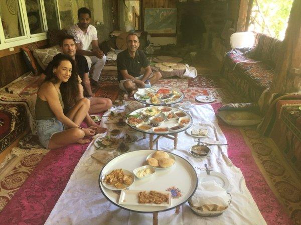 Hollywood yıldızları McDermott ve Maggie Q Bodrum'da