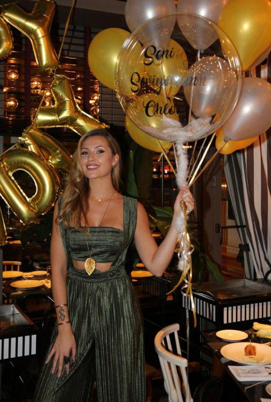 Serdar Ortaç'ın eşi Chloe 26 yaşına girdi