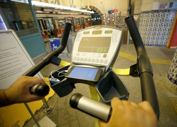 Pedal çevir telefonun şarj olsun