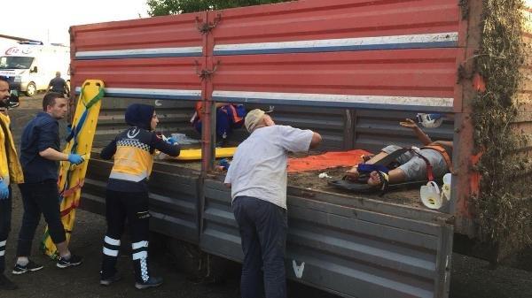 Tren faciasında yardıma koşan köylüler