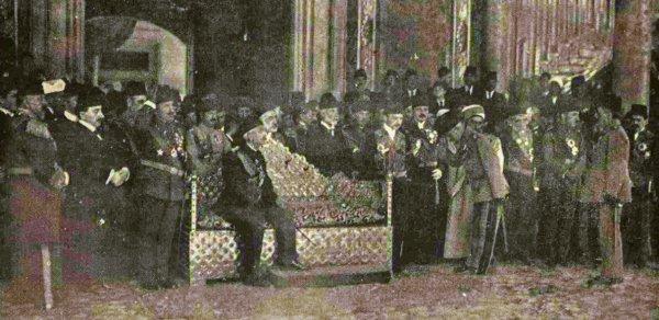 Osmanlı Sarayı'nda son cenaze ve son cülûs