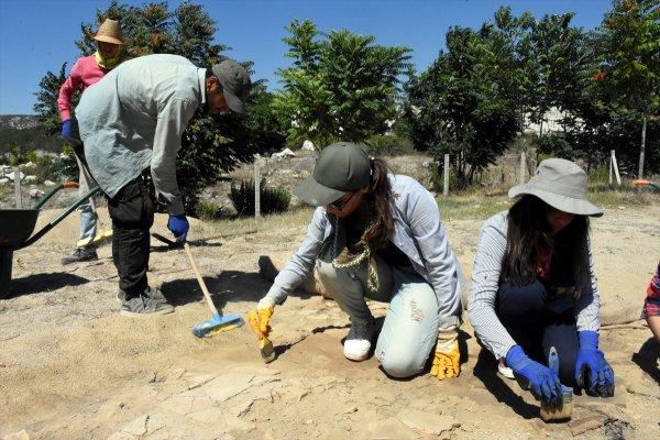 Gladyatörler Şehri'nde yeni buluntular